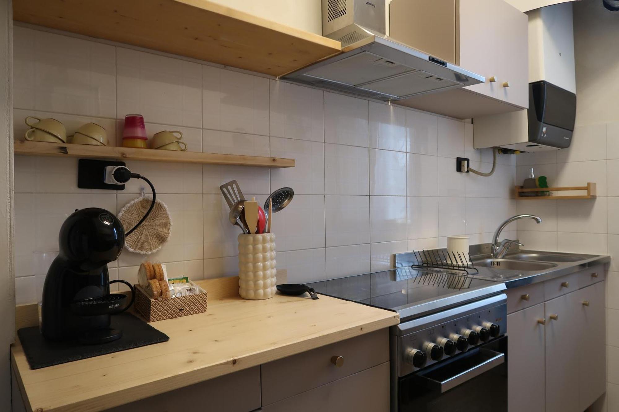 Appartamento Casa Giuliva Cecina  Esterno foto